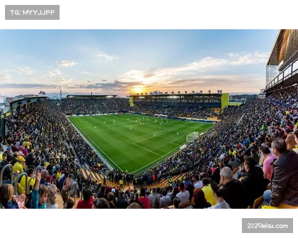 比利亚雷亚尔高压逼抢体系：延迟性压迫与三角联动设计